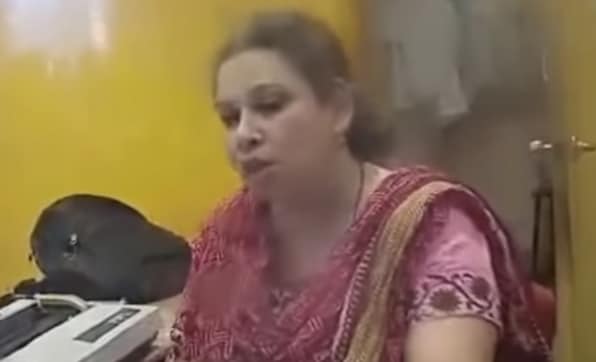 Watch: Viral video shows heated argument at a railway ticket counter in Mumbai Watch: Viral video shows heated argument at a railway ticket counter in Mumbai