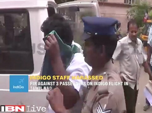 3 persons, including Hindu Mahasabha leader, arrested for misbehaviour with Indigo cabin crew 3 persons, including Hindu Mahasabha leader, arrested for misbehaviour with Indigo cabin crew