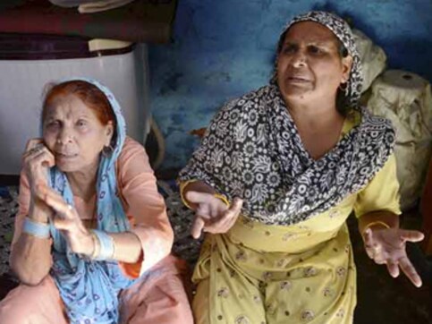 Dadri lynching: Meat in Akhlaq's fridge was mutton, not beef; report ready for 2 months, police yet to collect it Dadri lynching: Meat in Akhlaq's fridge was mutton, not beef; report ready for 2 months, police yet to collect it