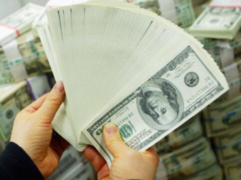 PE investments surge to a record 8-year high at $17.5 bn in 2015 PE investments surge to a record 8-year high at $17.5 bn in 2015