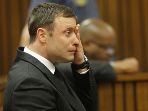 Paralympian Oscar Pistorius injured after brawl in prison over use of public phone Paralympian Oscar Pistorius injured after brawl in prison over use of public phone