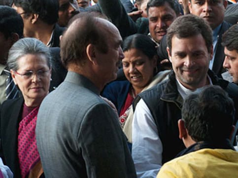 National Herald case: From ‘meek submission’ to aggressive defiance, Sonia and Rahul stick to the script National Herald case: From ‘meek submission’ to aggressive defiance, Sonia and Rahul stick to the script