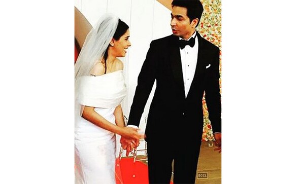 It's official! Micromax co-founder Rahul Sharma and Asin are married It's official! Micromax co-founder Rahul Sharma and Asin are married