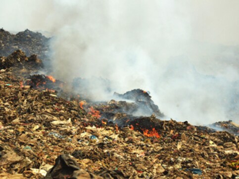 Welcome to Deonar! Where Mumbai burns its problems and locals choke on the fumes Welcome to Deonar! Where Mumbai burns its problems and locals choke on the fumes