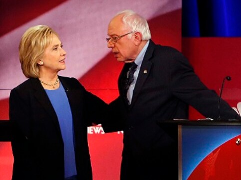 Democrats take centrestage: Clinton, Sanders debate as focus turns to minority voters Democrats take centrestage: Clinton, Sanders debate as focus turns to minority voters