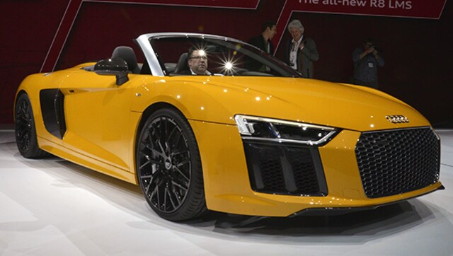 2016 New York International Auto Show: Audi R8 Spyder unveiled