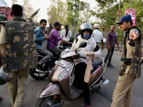 Ransack case: Hyderabad University students, faculty members walk out of jail Ransack case: Hyderabad University students, faculty members walk out of jail