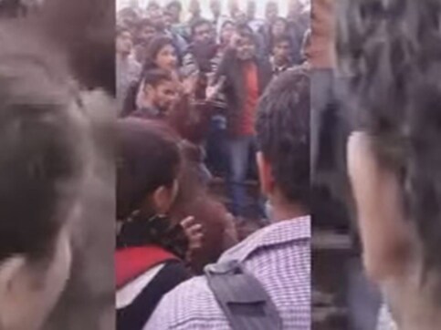 JNU row: Delhi govt to file criminal cases against three TV channels JNU row: Delhi govt to file criminal cases against three TV channels