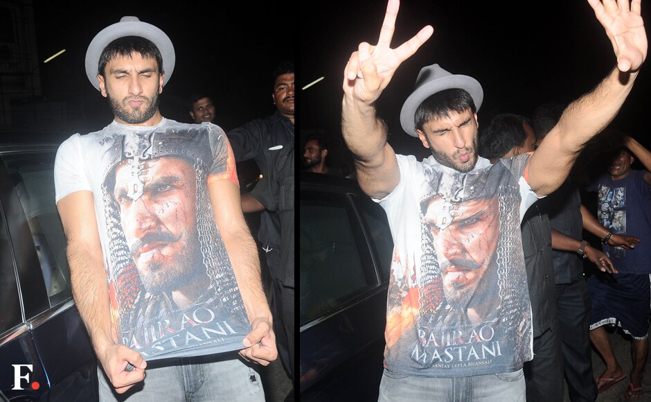 He may have lost the Best Actor National Award to Amitabh Bachchan, but Ranveer Singh didn't let that dampen his spirits one whit. He was his usual lively self, ensuring that everyone got an eyeful of his special Bajirao Mastani T-shirt. Image by Sachin Gokhale/Firstpost He may have lost the Best Actor National Award to Amitabh Bachchan, but Ranveer Singh didn't let that dampen his spirits one whit. He was his usual lively self, ensuring that everyone got an eyeful of his special Bajirao Mastani T-shirt. Image by Sachin Gokhale/Firstpost