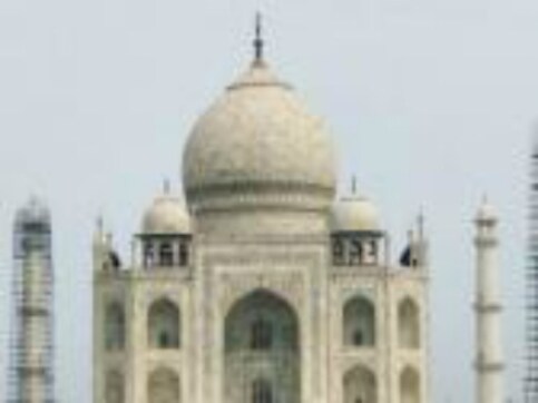 Calm down, the Taj Mahal is not crumbling: ASI officials say the pinnacle was removed for repairs Calm down, the Taj Mahal is not crumbling: ASI officials say the pinnacle was removed for repairs