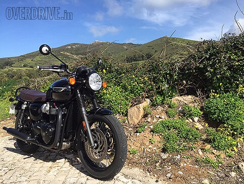 Triumph Bonneville T120 Black first ride review