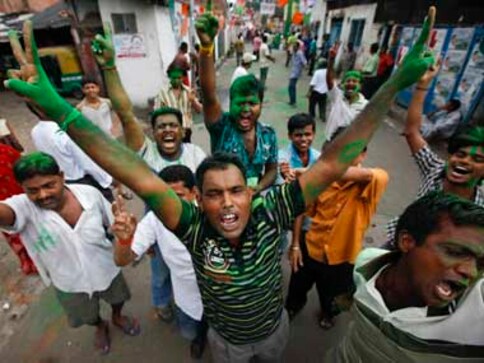 West Bengal Polls: Criminal cases pending against one in every five candidates West Bengal Polls: Criminal cases pending against one in every five candidates