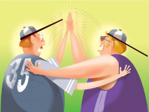Bromance may help men cope better with stress Bromance may help men cope better with stress