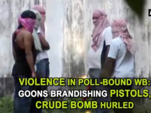 Watch: Phase-3 of West Bengal polls sees goons intimidating voters with pistols in Burdwan Watch: Phase-3 of West Bengal polls sees goons intimidating voters with pistols in Burdwan