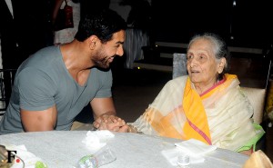 John Abraham meets with Sulochana Latkar. <br />Image by Sachin Gokhale/Firstpost John Abraham meets with Sulochana Latkar. <br />Image by Sachin Gokhale/Firstpost