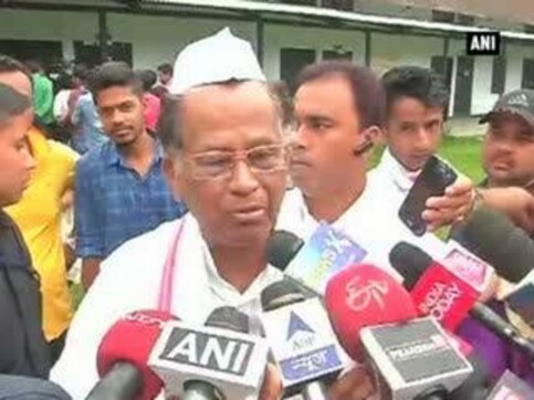Assam Assembly polls: Chief Minister Gogoi casts his vote Assam Assembly polls: Chief Minister Gogoi casts his vote