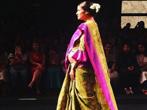 Wow! Carol Gracias flaunts baby bump while walking the ramp at Lakme Fashion Week