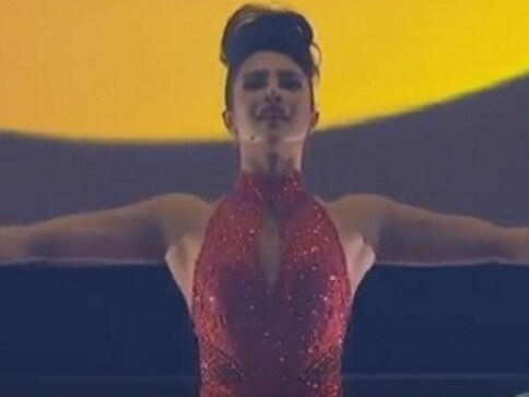 Watch: Priyanka Chopra performs tribute to late pop legend Prince Watch: Priyanka Chopra performs tribute to late pop legend Prince