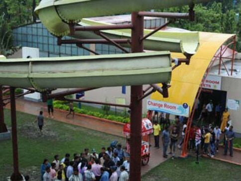 Theme park ride in Chennai collapses, leaves one dead and nine injured Theme park ride in Chennai collapses, leaves one dead and nine injured