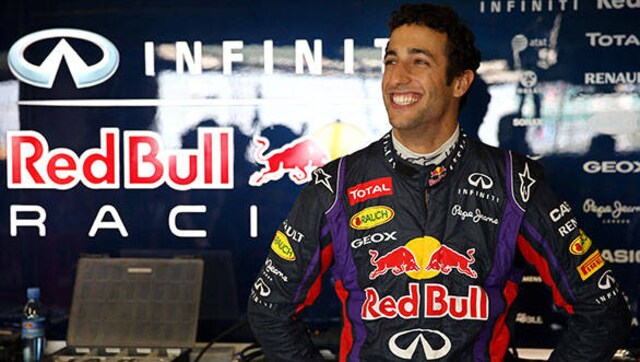 F1 2016: Daniel Ricciardo claims maiden Formula 1 pole at Monaco F1 2016: Daniel Ricciardo claims maiden Formula 1 pole at Monaco
