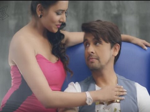 Watch: Sonu Nigam's 'Crazy Dil' leaves us with a confused dimaag Watch: Sonu Nigam's 'Crazy Dil' leaves us with a confused dimaag