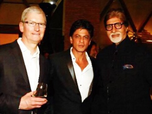 Apple of their eye: Tim Cook gets star treatment from celebs at Shah Rukh Khan's party Apple of their eye: Tim Cook gets star treatment from celebs at Shah Rukh Khan's party