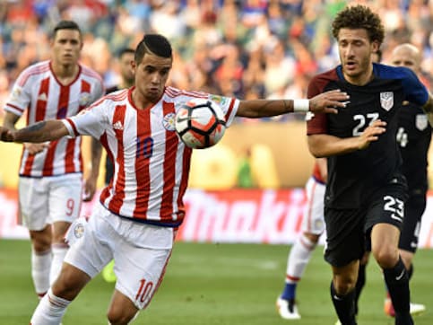 Copa America: Clint Dempsey leads 10-man USA into quarter-finals with 1-0 win over Paraguay Copa America: Clint Dempsey leads 10-man USA into quarter-finals with 1-0 win over Paraguay