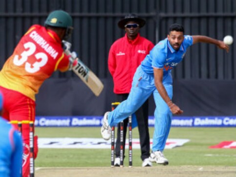 India vs Zimbabwe 2016, 1st T20I at Harare, as it happened: Dhoni fails to finish as hosts clinch thriller! India vs Zimbabwe 2016, 1st T20I at Harare, as it happened: Dhoni fails to finish as hosts clinch thriller!