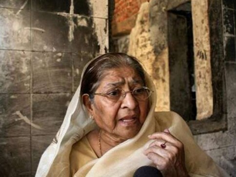 SC defers Zakia Jafri's plea over Gujarat riots case till January: All you need to know about Gulbarg Society massacre SC defers Zakia Jafri's plea over Gujarat riots case till January: All you need to know about Gulbarg Society massacre