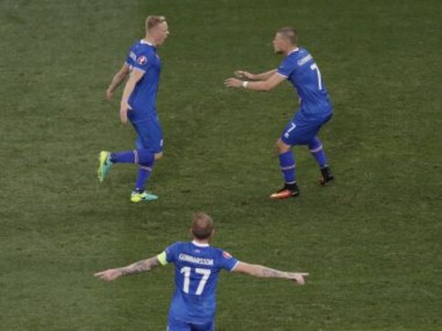Euro 2016: Iceland's favorite commentator is back and he wants England to leave Europe Euro 2016: Iceland's favorite commentator is back and he wants England to leave Europe