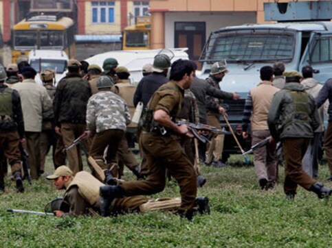 Security forces kill six militants in two separate encounters in north Kashmir Security forces kill six militants in two separate encounters in north Kashmir
