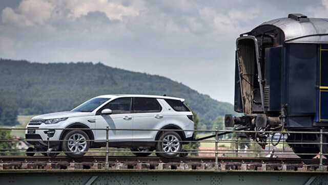 Video worth watching: Land Rover Discovery Sport pulls a 110 tonne train Video worth watching: Land Rover Discovery Sport pulls a 110 tonne train
