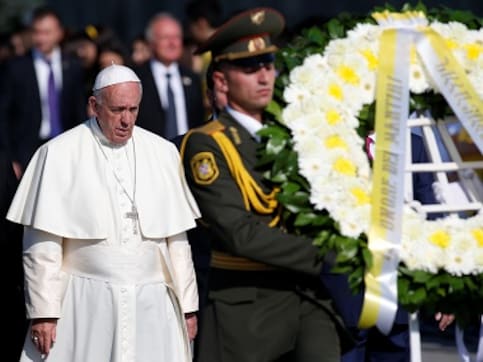 Pope visits Armenian genocide memorial: Pray humanity knows to overcome evil with good Pope visits Armenian genocide memorial: Pray humanity knows to overcome evil with good