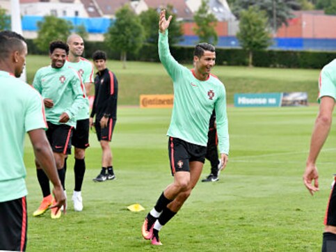 Euro 2016: Cristiano Ronaldo's Portugal look to make amends against Austria Euro 2016: Cristiano Ronaldo's Portugal look to make amends against Austria