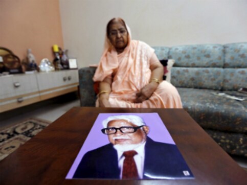 Gulbarg massacre case: Kin contest court order that Jafri's firing provoked mob Gulbarg massacre case: Kin contest court order that Jafri's firing provoked mob