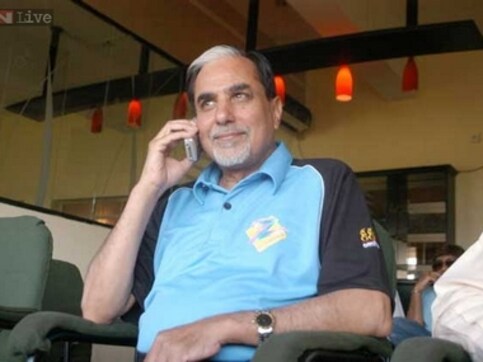 Essel group completes first tranche of stake sale in ZEEL, will divest more to meet MF commitments Essel group completes first tranche of stake sale in ZEEL, will divest more to meet MF commitments