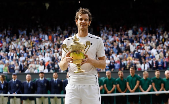 Champion! Andy Murray outclasses Milos Raonic to clinch second Wimbledon title Champion! Andy Murray outclasses Milos Raonic to clinch second Wimbledon title