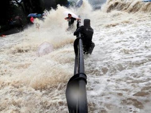 164 killed, 31 missing as typhoon Nepartak lashes China 164 killed, 31 missing as typhoon Nepartak lashes China