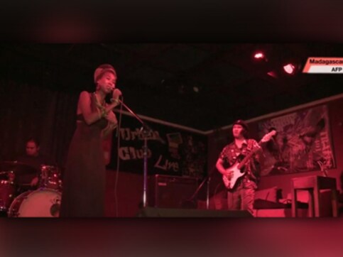 Slam poetry gives a voice to Malagasy women Slam poetry gives a voice to Malagasy women