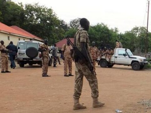 South Sudan violence: Vice President Machar withdraws troops to outside of Juba South Sudan violence: Vice President Machar withdraws troops to outside of Juba