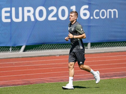 Euro 2016: Playing against France special, but we're not afraid, says Germany's Toni Kroos Euro 2016: Playing against France special, but we're not afraid, says Germany's Toni Kroos