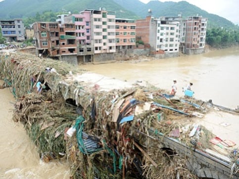 Typhoon Nida: China issues 'Orange Alert', storm expected to make landfall on Tuesday Typhoon Nida: China issues 'Orange Alert', storm expected to make landfall on Tuesday