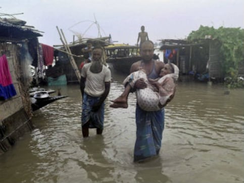 Assam floods: CM Sarbananda Sonowal asks districts to speed up rescue operations Assam floods: CM Sarbananda Sonowal asks districts to speed up rescue operations