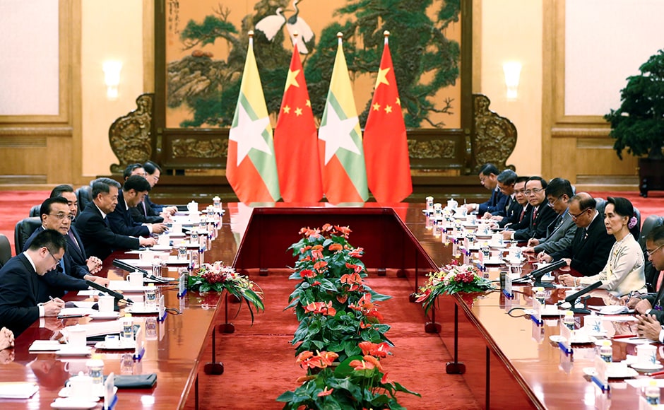Chinese Premier Li Keqiang (2nd L) and Aung San Suu Kyi (2nd R) hold a meeting with their delegations at the Great Hall of the People in Beijing. Reuters Chinese Premier Li Keqiang (2nd L) and Aung San Suu Kyi (2nd R) hold a meeting with their delegations at the Great Hall of the People in Beijing. Reuters