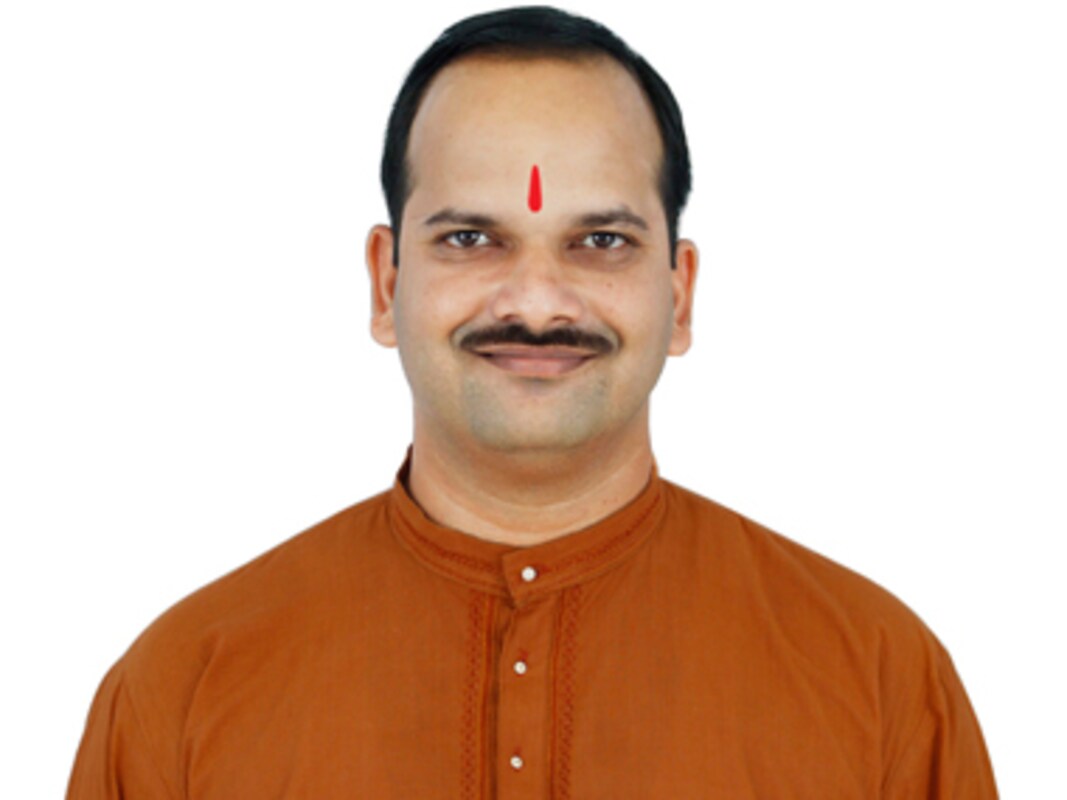 Despite The Huge Hindu Vote Narendra Modi Govt Yet To Fulfil Hindu Demands Sanathan Sanstha India News Firstpost Abhay godse is a professional astrologer in india.