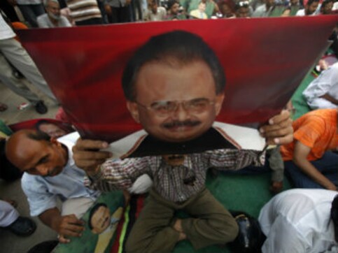 Pakistan sends formal reference to British govt against MQM chief Altaf Hussain Pakistan sends formal reference to British govt against MQM chief Altaf Hussain