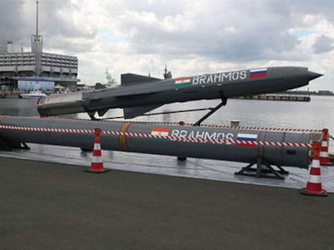 Suspected spy for Pakistan's ISI arrested at BrahMos unit in Nagpur; accused charged for allegedly leaking missile secrets Suspected spy for Pakistan's ISI arrested at BrahMos unit in Nagpur; accused charged for allegedly leaking missile secrets