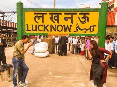 Akshay Kumar, Huma Qureshi send good wishes from Jolly LLB 2 shoot in Lucknow Akshay Kumar, Huma Qureshi send good wishes from Jolly LLB 2 shoot in Lucknow