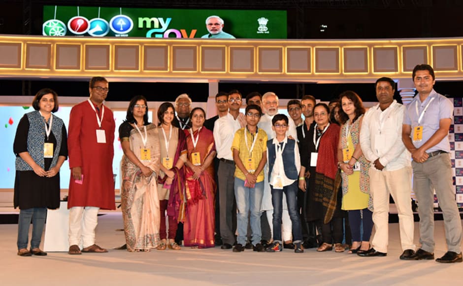 Modi met some of the people who had shared their views on 'Mann Ki Baat' and felicitated winners of 'Ek Bharat Shreshta Bharat' contest. Photo: PIB Modi met some of the people who had shared their views on 'Mann Ki Baat' and felicitated winners of 'Ek Bharat Shreshta Bharat' contest. Photo: PIB