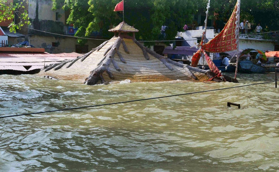 Following the outbreak of floods, banks of Ganga at Daraganj area have remain submerged under water. PTI Following the outbreak of floods, banks of Ganga at Daraganj area have remain submerged under water. PTI